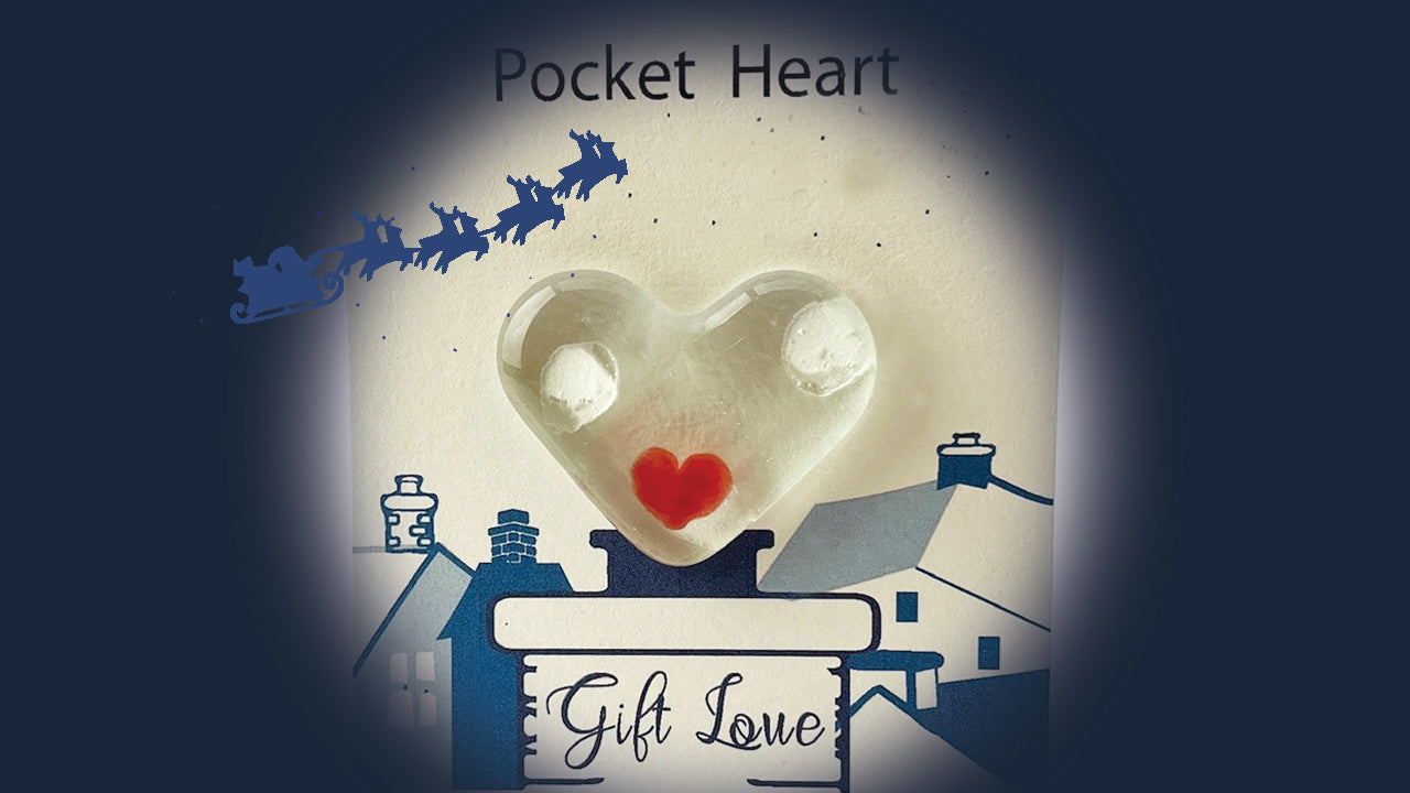CHRISTMAS POCKET HEARTS