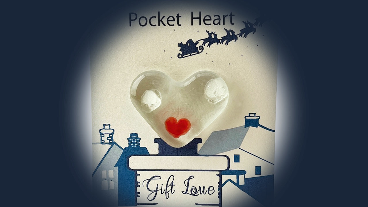 Christmas 2024 Pocket hearts